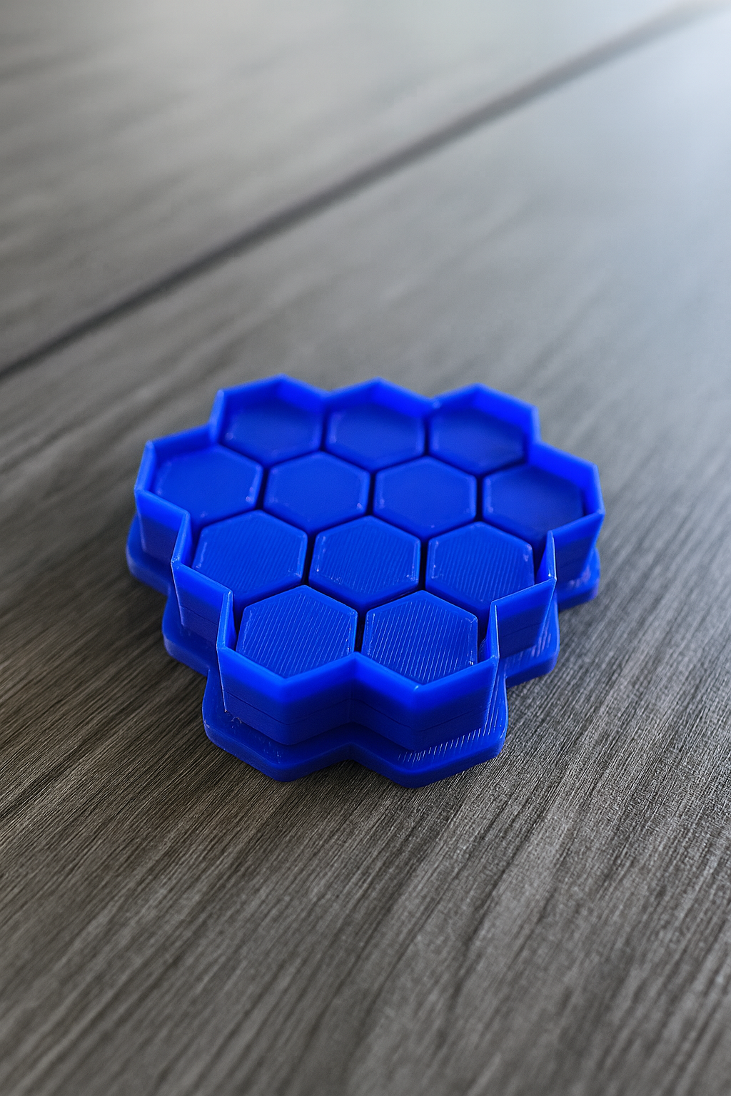 utiskivač izrezivač oblik saća